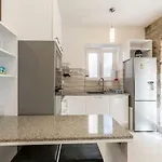 Delux * ספליט